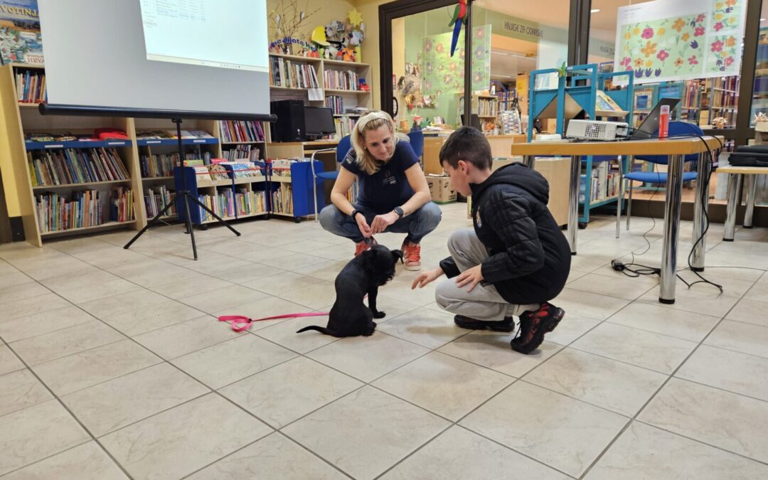 Druženje s udomljenim psićem iz Dumovca